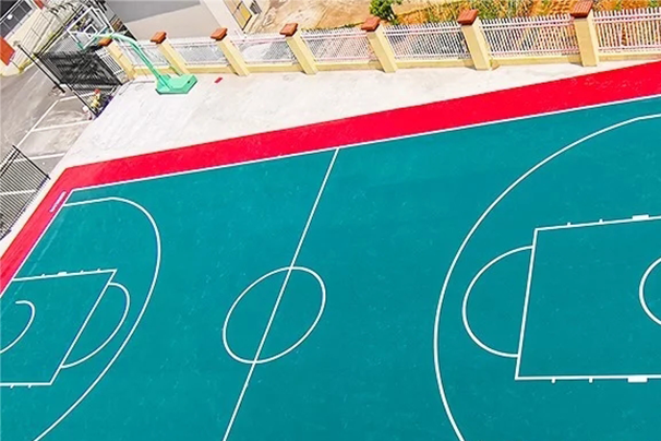 塑胶地板和悬浮地板哪个更适用于室外篮球场